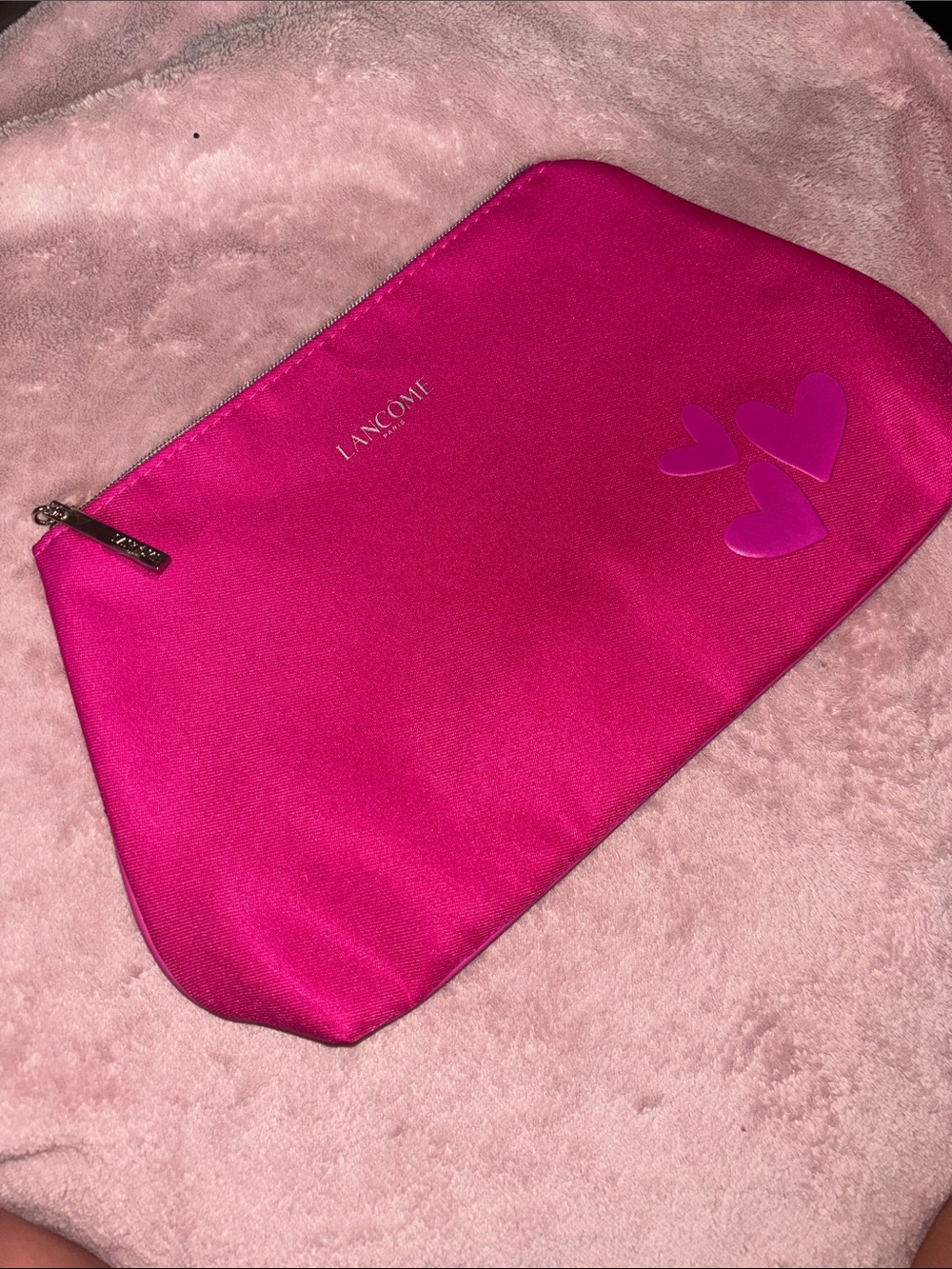 Lancome Fuchsia Heart Zip Cosmetic Pouch 💕